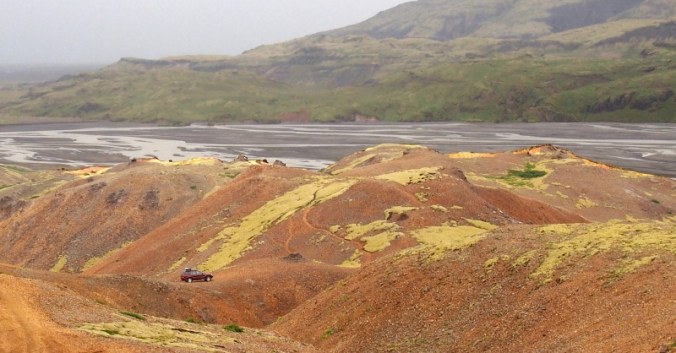 64.451416, -14.963571